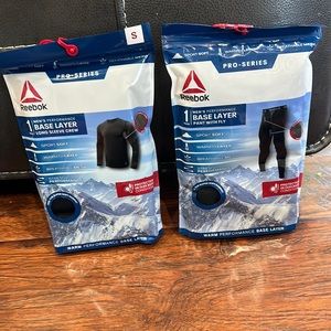 Reebok men’s performance base layer set size Small ( bundle )